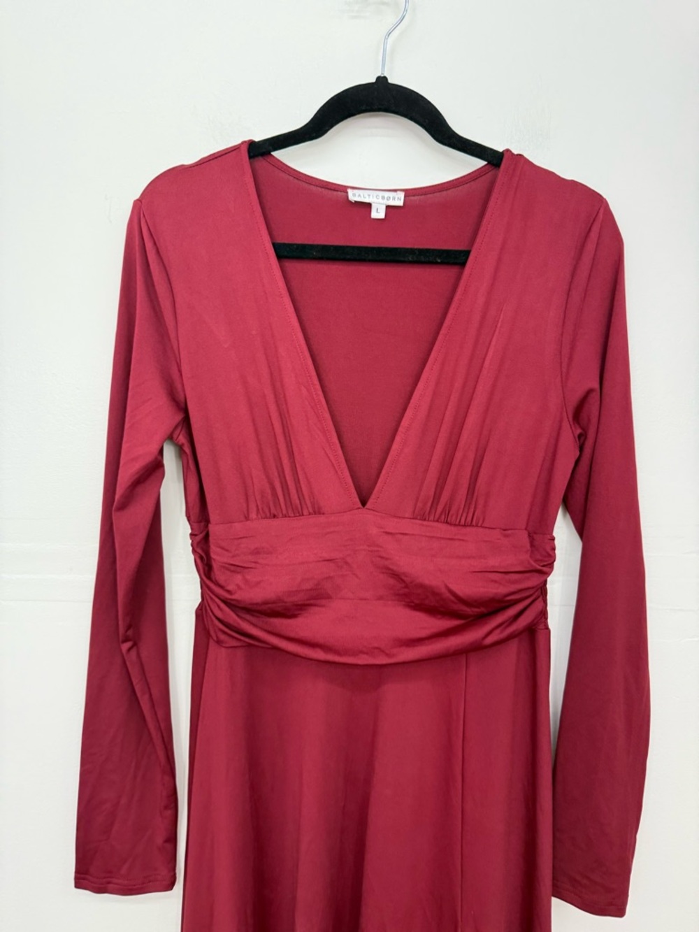 Baltic Born Deep V Long Sleeve Maxi Dress in Burgundy BB25 - Picture 4 of 9